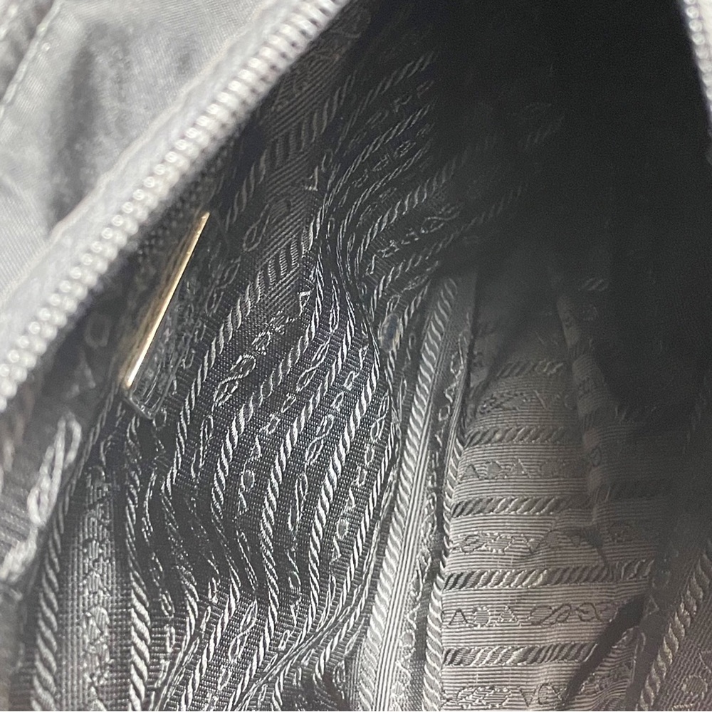 Prada black Tessuto town nylon and leather Y2K zip tote bag vintage - Picture 9 of 13